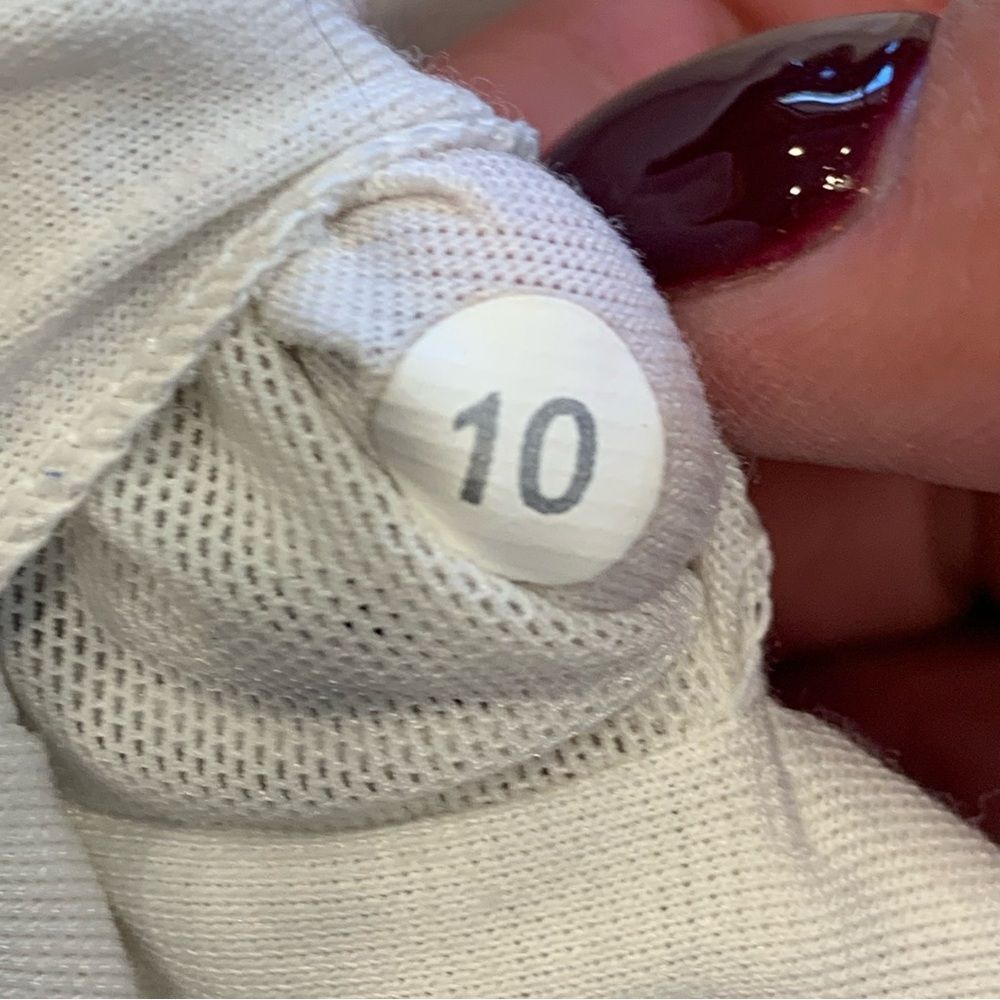 Lululemon Amala Tank Floral Sport White Multicolor Size 10 - Picture 6 of 8